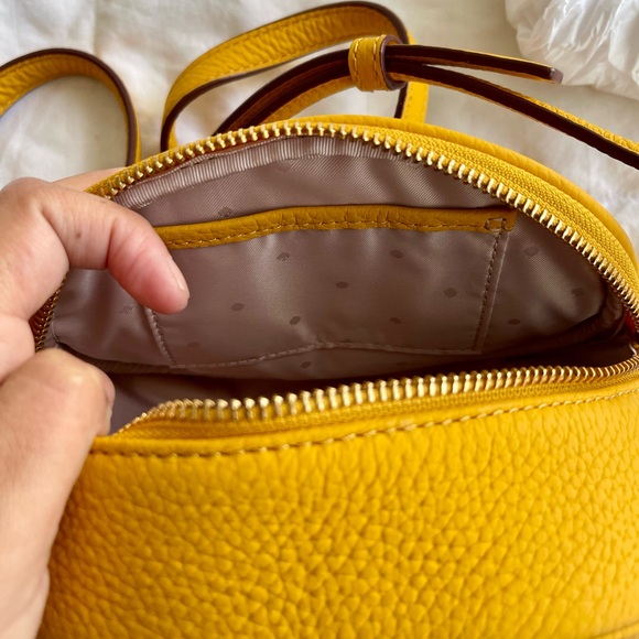 Kate Spade Tinley Crossbody Saffron Yellow Studded Leather Bag NWT Rare - Picture 4 of 5